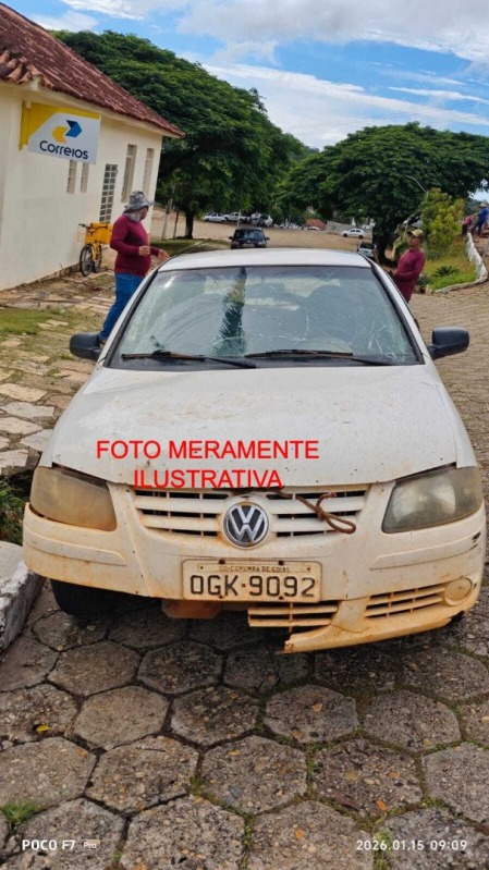 VOLKSWAGEN Gol 1.0 branco 2011/2012