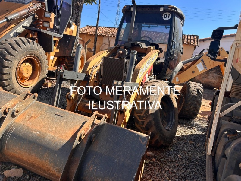 Retroescavadeira Case 580H Identificação HBZN580NLKAHAH21089
